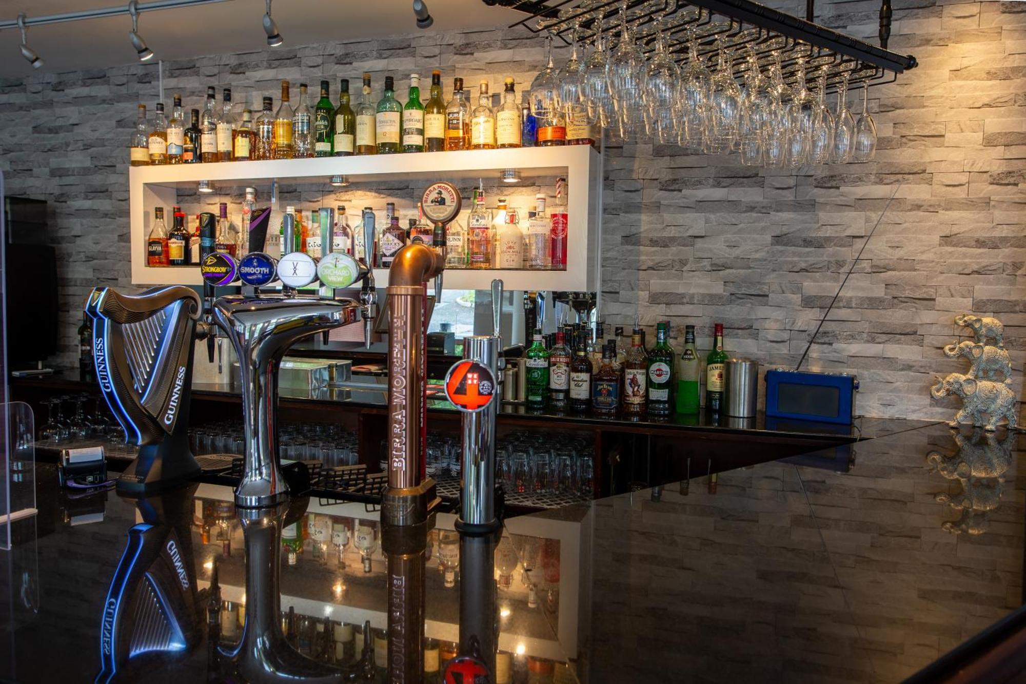 Rosslea Hall Hotel Rhu Εξωτερικό φωτογραφία