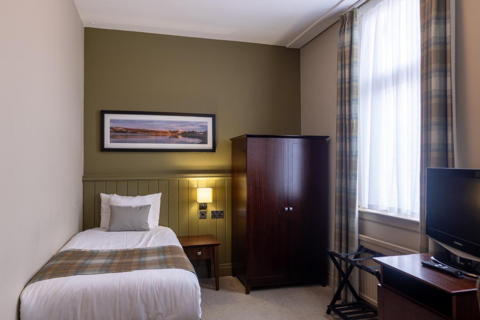 Rosslea Hall Hotel Rhu Δωμάτιο φωτογραφία
