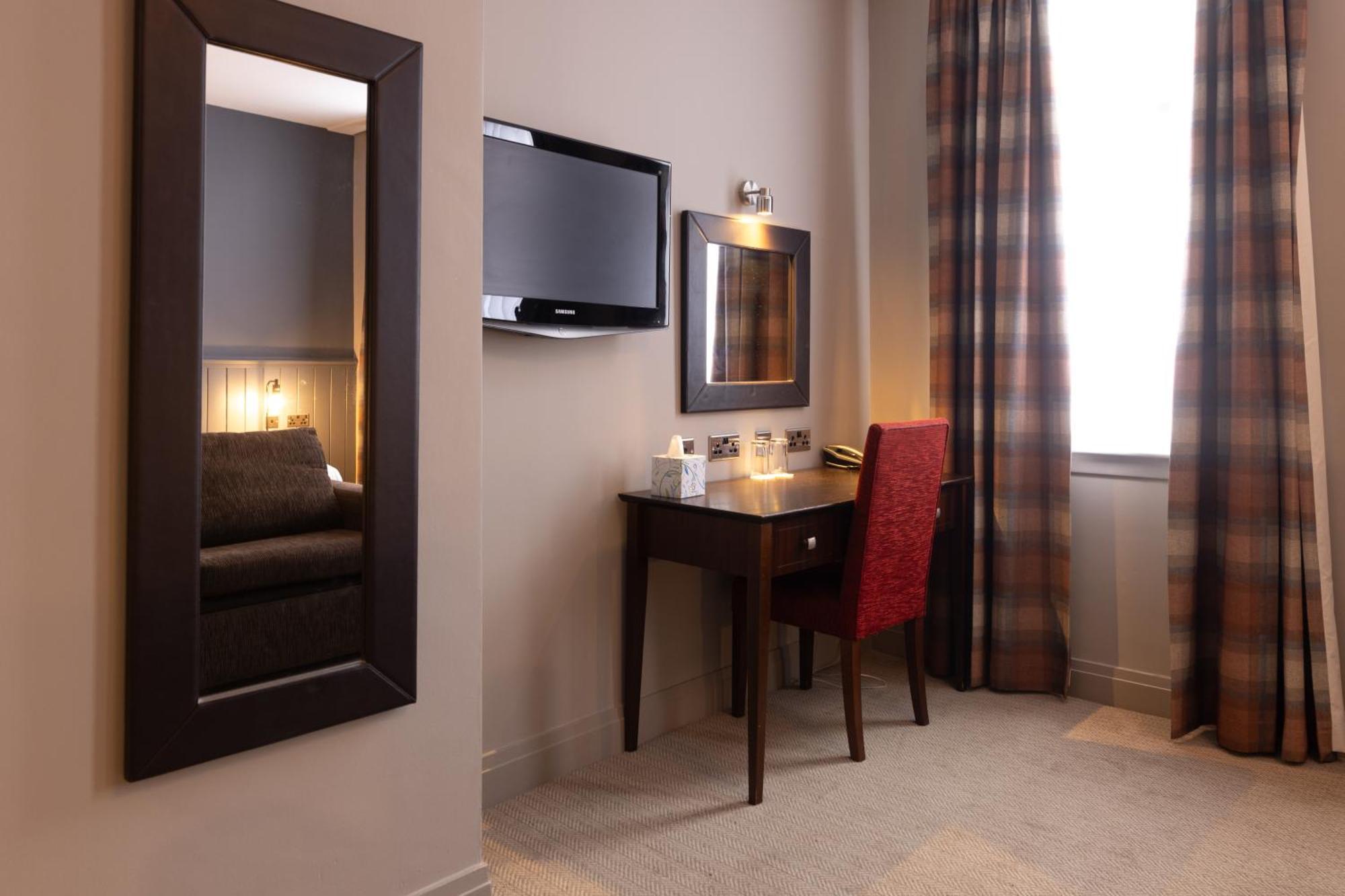 Rosslea Hall Hotel Rhu Δωμάτιο φωτογραφία